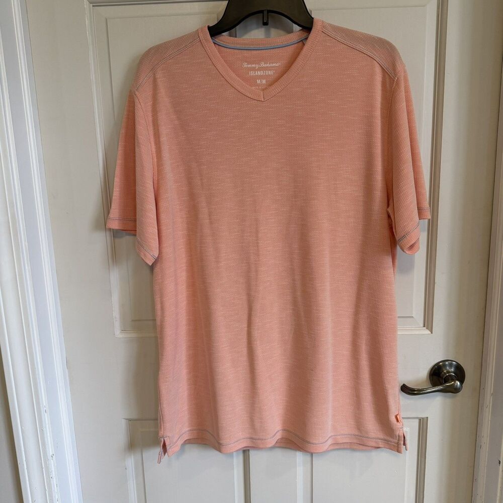 Tommy Bahama Men's Tropic V-Neck IslandZone T-Shirt M Peach UPF 30 vacation